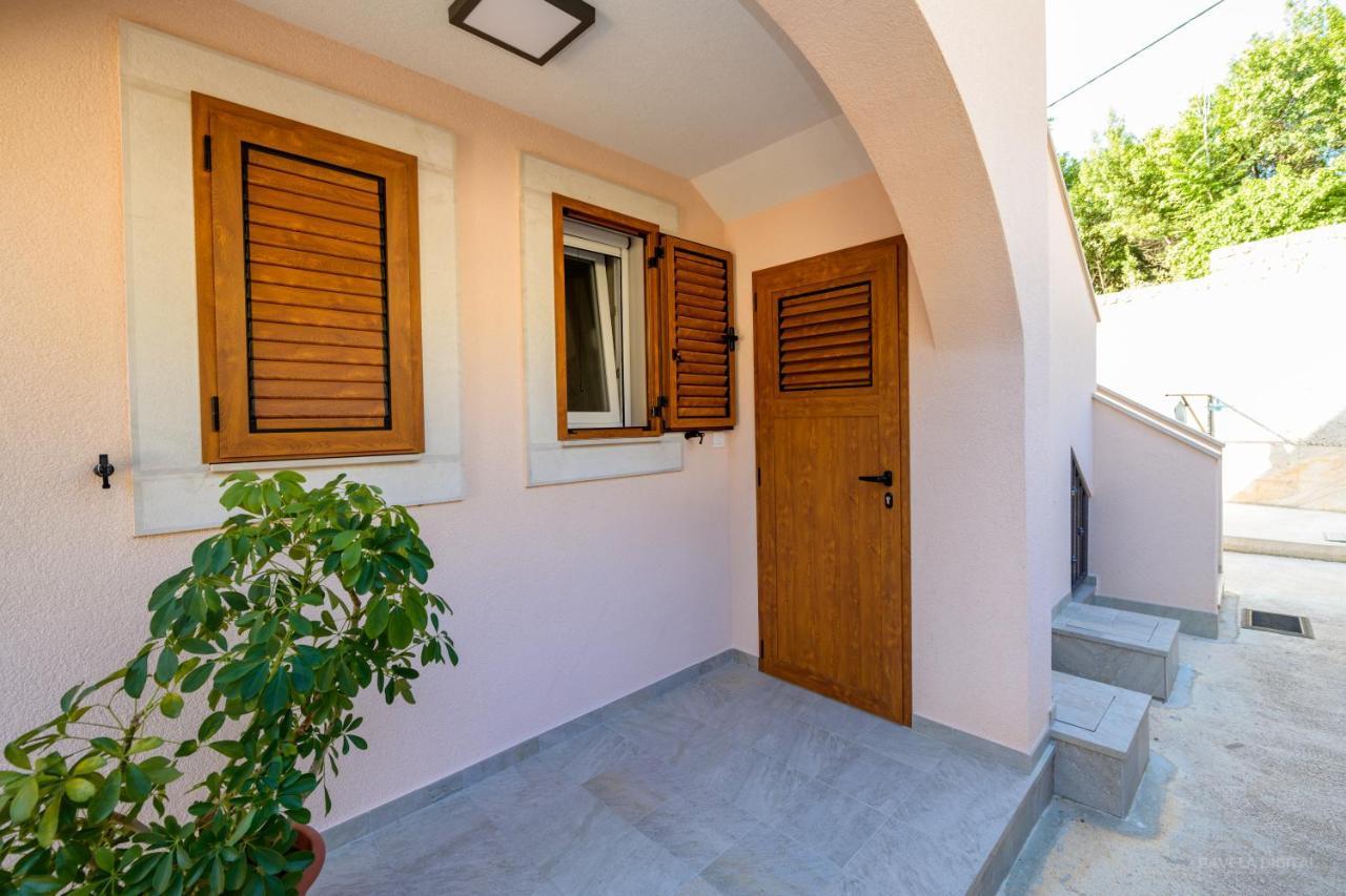 Apartments Horvat Veli Lošinj Dış mekan fotoğraf