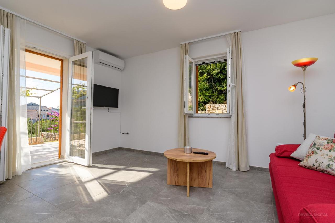 Apartments Horvat Veli Lošinj Dış mekan fotoğraf